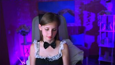 ellahorton public webcam profile photo 10