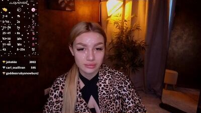 ellamilla public webcam profile photo 7
