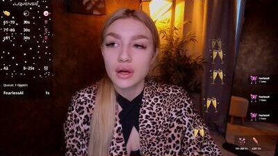 ellamilla public webcam profile photo 9