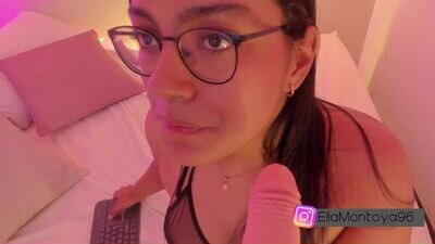 ellamontoya public webcam profile photo 2
