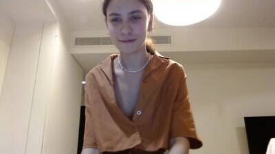 elli_rosse public webcam profile photo 6
