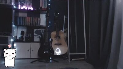 ellie_friendly public webcam profile photo 6