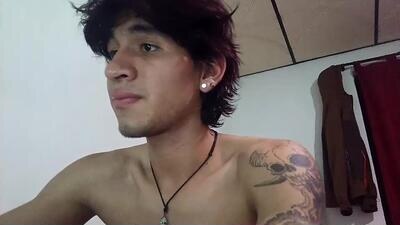 elliotazert public webcam profile photo 3