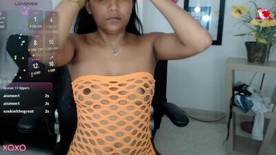 elly_willis public webcam profile photo 7