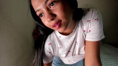 ellysooo public webcam profile photo 2