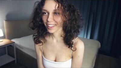 elvahamling public webcam profile photo 6