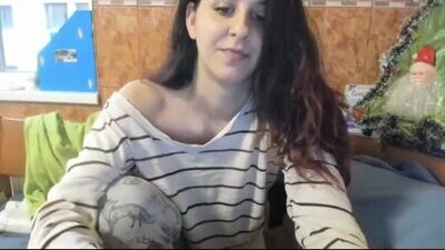 emajames public webcam profile photo 10