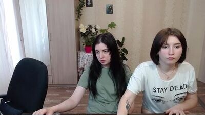 emievalilybtrfly public webcam profile photo 3