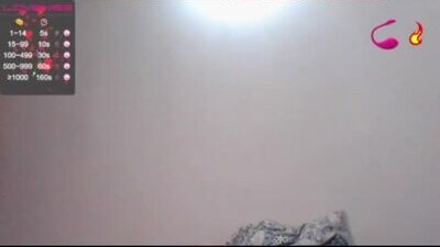 emili_riders public webcam profile photo 10