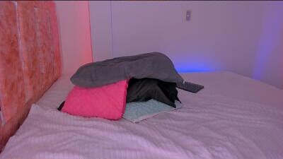 emili_williams10 public webcam profile photo 5