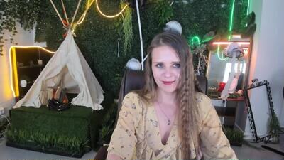 emiliabedy public webcam profile photo 3