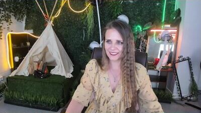 emiliabedy public webcam profile photo 9