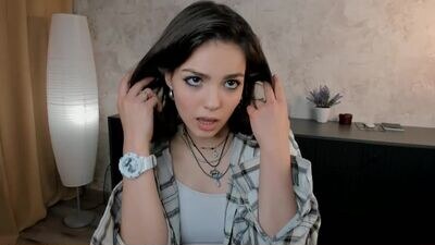 emiliacourtney public webcam profile photo 4
