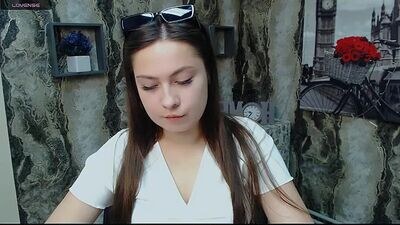 emilialov_ public webcam profile photo 2