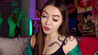 emily___ross public webcam profile photo 5