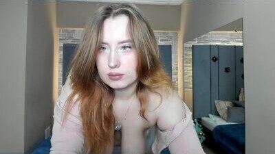 emily_gin public webcam profile photo 6