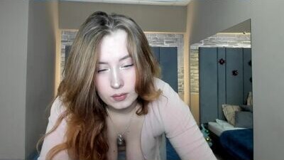 emily_gin public webcam profile photo 8
