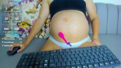 emily_theen public webcam profile photo 9