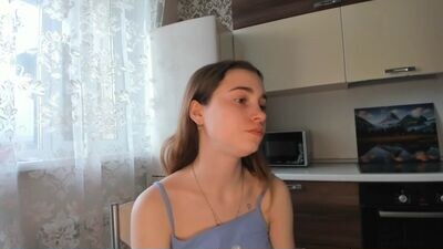 emilybrowne public webcam profile photo 4