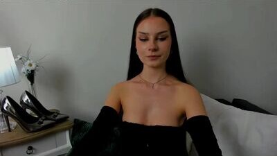 emilycharming public webcam profile photo 7