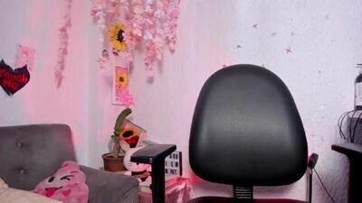 emilycollei public webcam profile photo 3