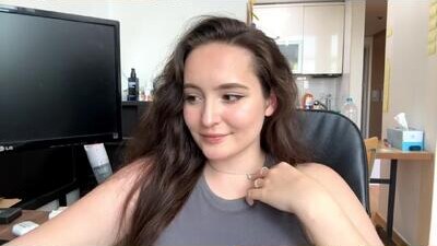emilyprise public webcam profile photo 5