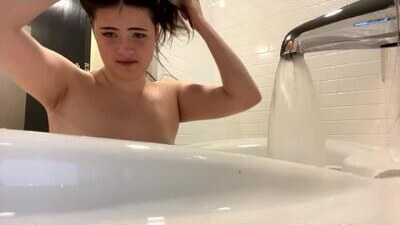 emilysparkss public webcam profile photo 10