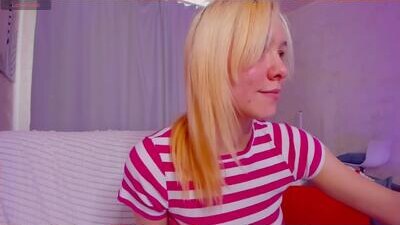 emilytrase public webcam profile photo 7