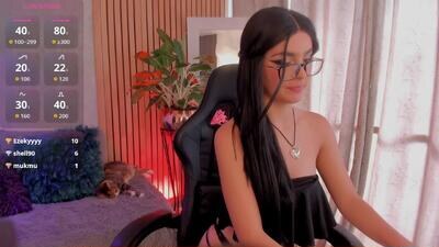emma_____________ public webcam profile photo 3