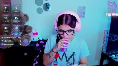 emma_boo_ public webcam profile photo 3