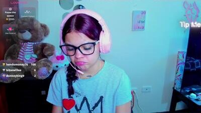 emma_boo_ public webcam profile photo 5