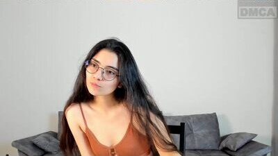emma_cleves public webcam profile photo 8