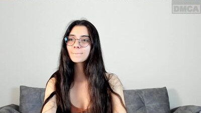 emma_cleves public webcam profile photo 10