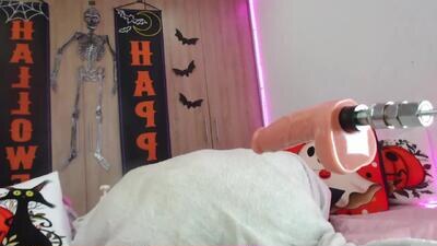 emma_glutton public webcam profile photo 7