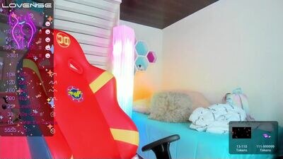 emma_monserrat_ public webcam profile photo 3