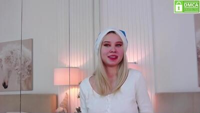 emma_plux