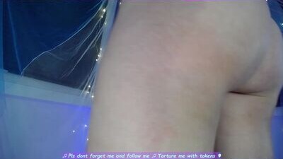 emma_su public webcam profile photo 7