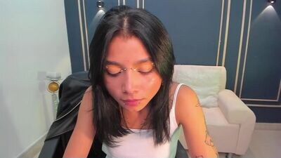 emmaduff_ public webcam profile photo 3