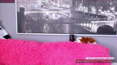 emmalovepink public webcam profile photo 5