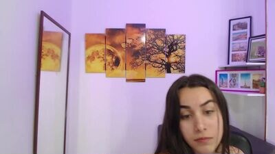 emmamyers_ public webcam profile photo 3