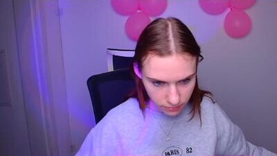 emmi_rossum public webcam profile photo 9