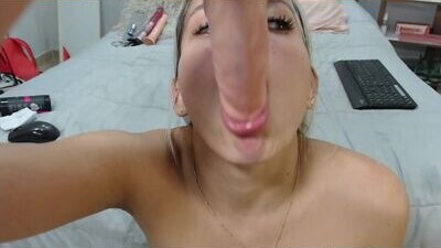 emmily_giraldo public webcam profile photo 10