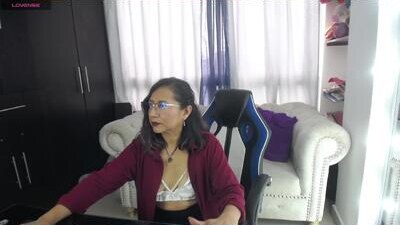 emmilychevalier public webcam profile photo 5