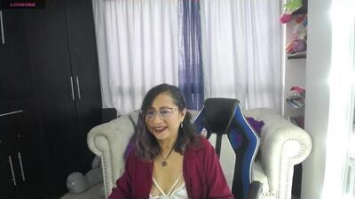 emmilychevalier public webcam profile photo 7