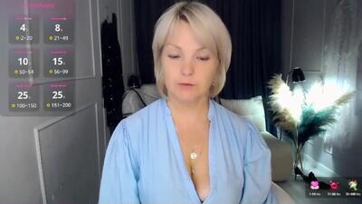 emmmam public webcam profile photo 2