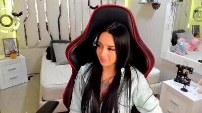 emmyevans1 public webcam profile photo 4