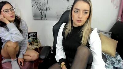 emmypetit public webcam profile photo 2