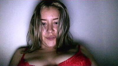 emy_69 public webcam profile photo 10