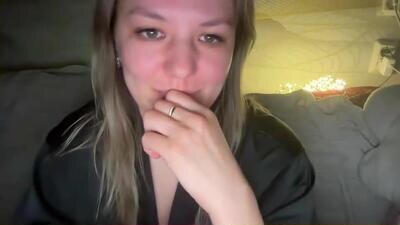 enali22 public webcam profile photo 4
