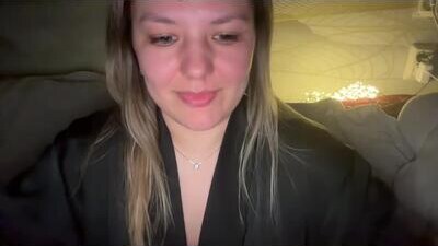 enali22 public webcam profile photo 5